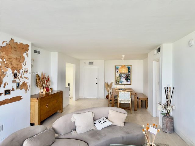 3140 S Ocean Dr 512, Hallandale Beach, FL 33009