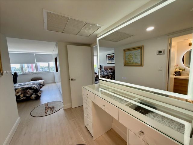 3140 S Ocean Dr 512, Hallandale Beach, FL 33009