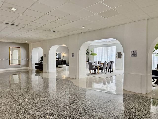 3140 S Ocean Dr 512, Hallandale Beach, FL 33009