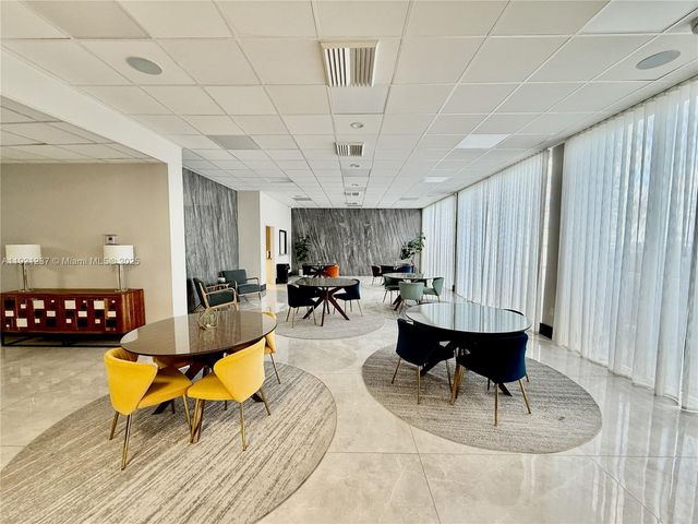 3140 S Ocean Dr 512, Hallandale Beach, FL 33009