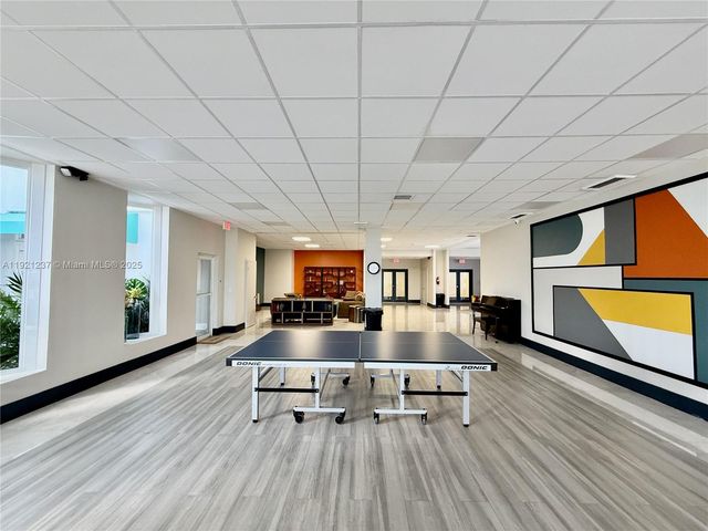 3140 S Ocean Dr 512, Hallandale Beach, FL 33009