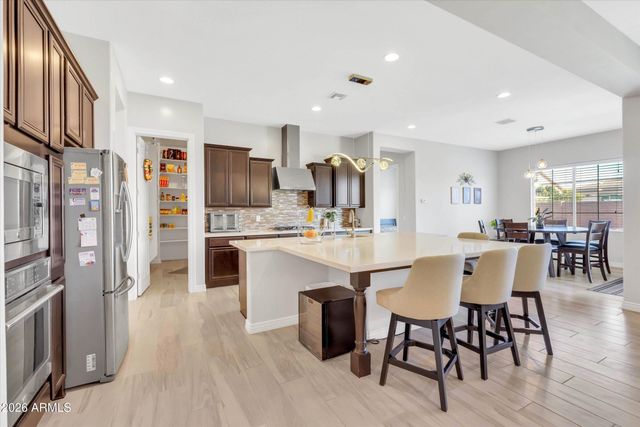 3353 E ASTER Drive, Chandler, AZ 85286