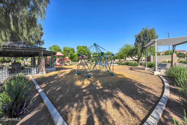 3353 E ASTER Drive, Chandler, AZ 85286
