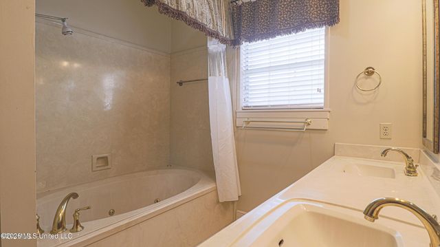 721 Dogwood Drive, Long Beach, MS 39560