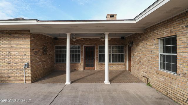721 Dogwood Drive, Long Beach, MS 39560