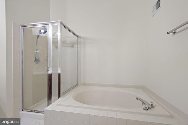 10828 CARAWAY CIR, Manassas, VA 20109