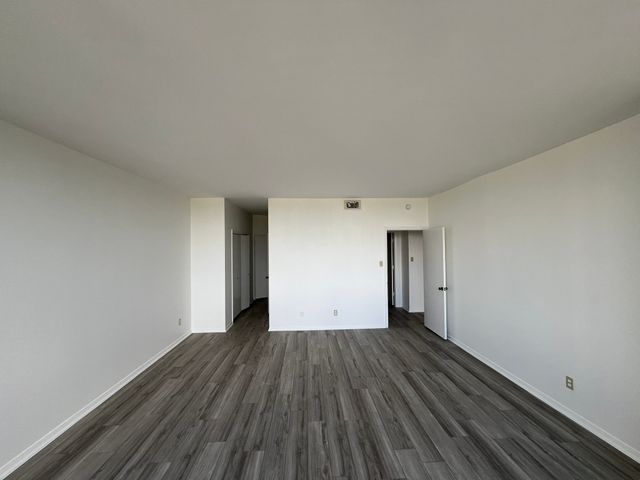 5200 Keller Springs Road 526, Dallas, TX 75248
