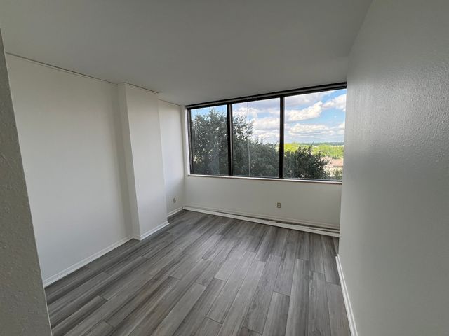 5200 Keller Springs Road 526, Dallas, TX 75248