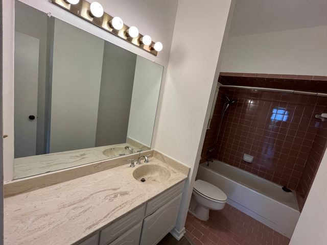 5200 Keller Springs Road 526, Dallas, TX 75248