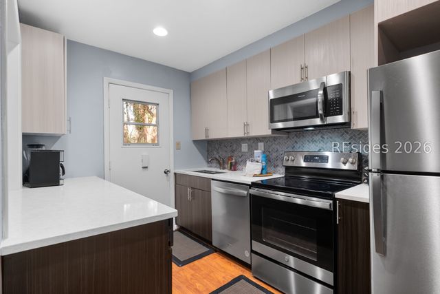 45 Folly Field Rd Apt 4S, Hilton Head Island, SC 29928