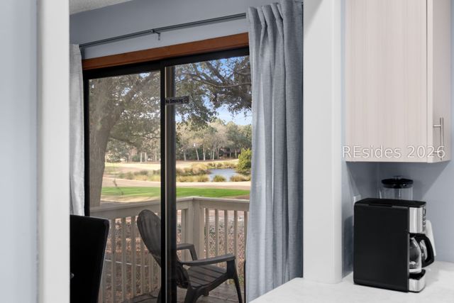 45 Folly Field Rd Apt 4S, Hilton Head Island, SC 29928