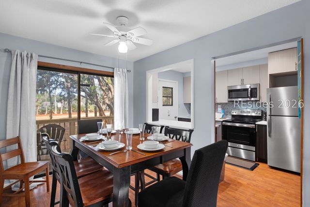 45 Folly Field Rd Apt 4S, Hilton Head Island, SC 29928