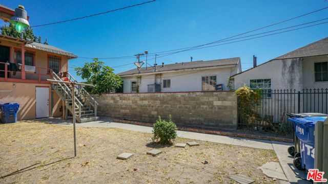 1111 W 47th Street, Los Angeles, CA 90037