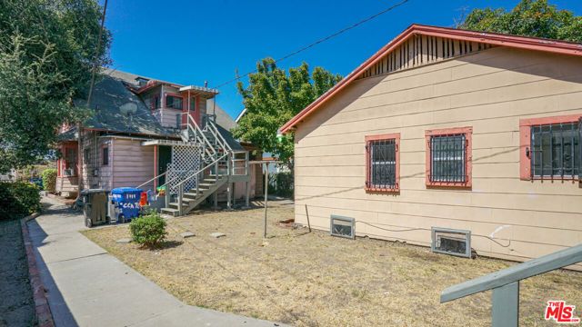1111 W 47th Street, Los Angeles, CA 90037