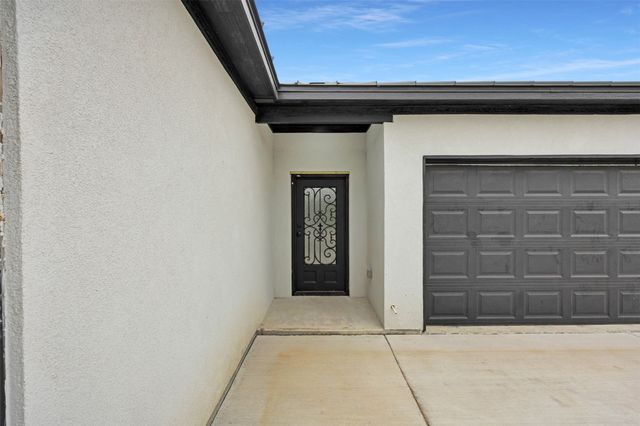 409 N Dallas, Rice, TX 75155