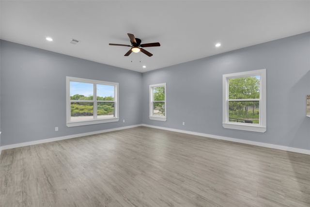 409 N Dallas, Rice, TX 75155