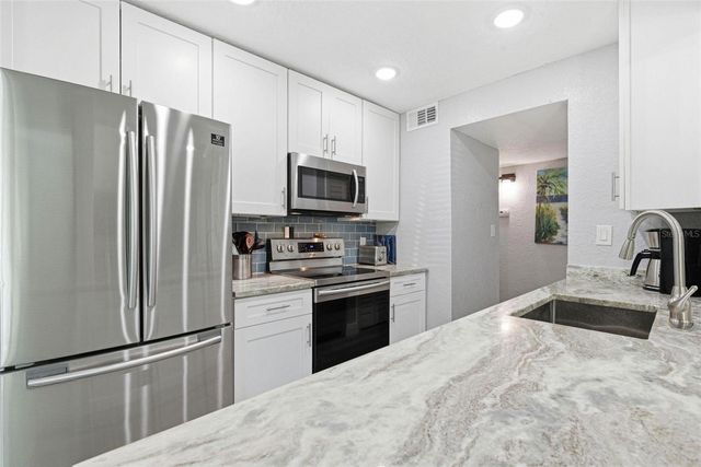 3775 40TH LANE S G, St Petersburg, FL 33711