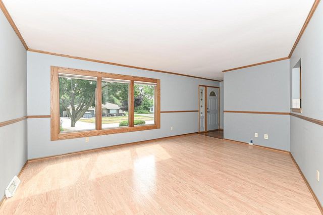 209 Parkview DRIVE, Burlington, WI 53105