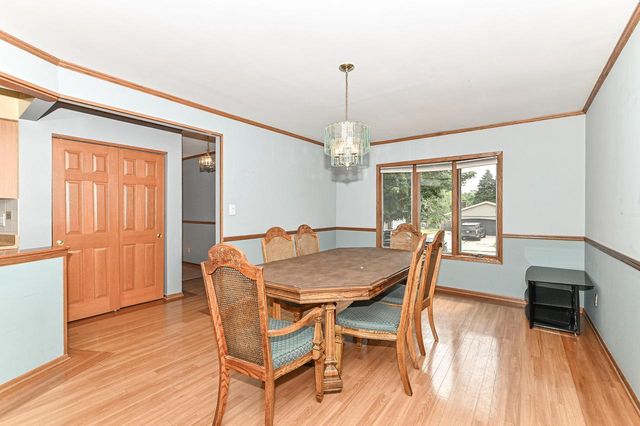 209 Parkview DRIVE, Burlington, WI 53105