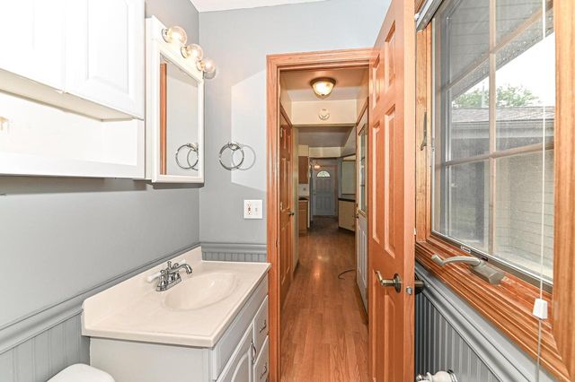 209 Parkview DRIVE, Burlington, WI 53105