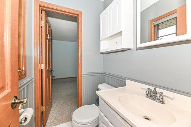 209 Parkview DRIVE, Burlington, WI 53105
