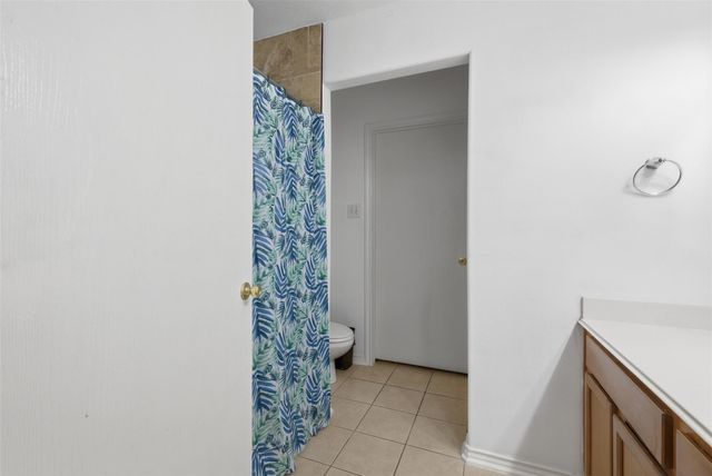 1407 Rising Springs Lane, Houston, TX 77073