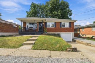 4402 Mullaney Ct, Louisville, KY 40229