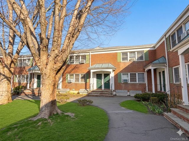 580 Bedford Road 18, Pleasantville, NY 10570