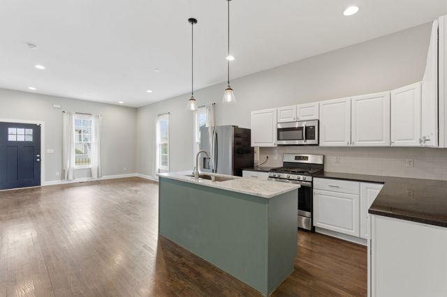 1208 Lischey Ave, Nashville, TN 37207