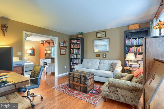 3156 PARK RD, Harrisburg, PA 17111
