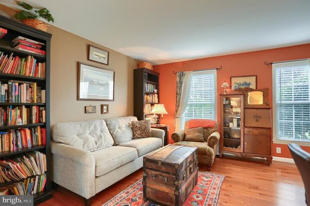 3156 PARK RD, Harrisburg, PA 17111