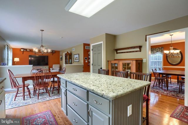 3156 PARK RD, Harrisburg, PA 17111