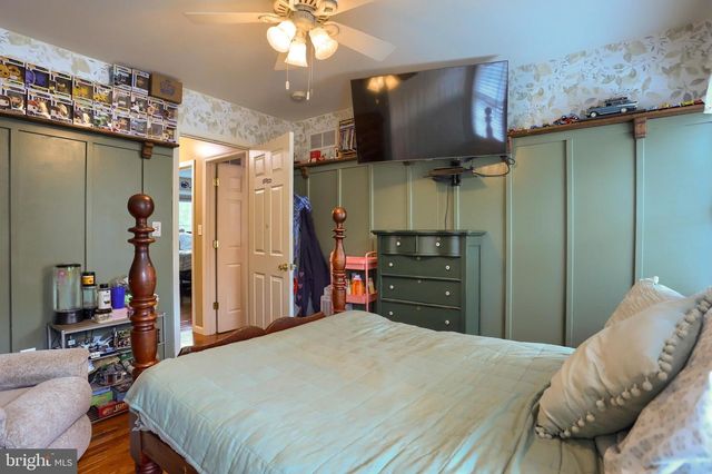 3156 PARK RD, Harrisburg, PA 17111