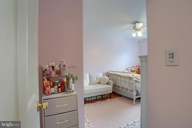 3156 PARK RD, Harrisburg, PA 17111