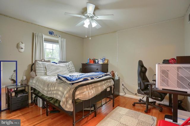 3156 PARK RD, Harrisburg, PA 17111