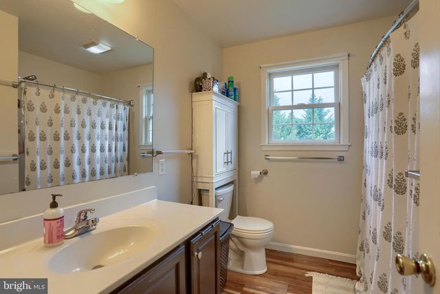 3156 PARK RD, Harrisburg, PA 17111
