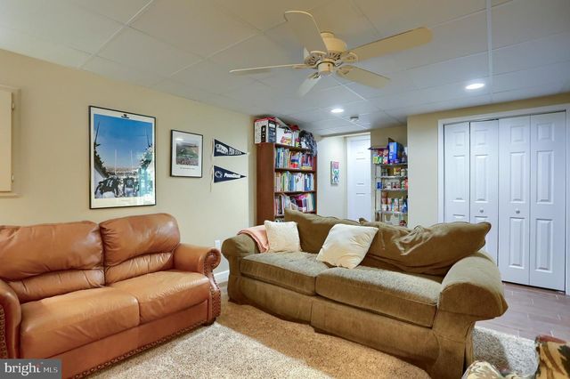 3156 PARK RD, Harrisburg, PA 17111