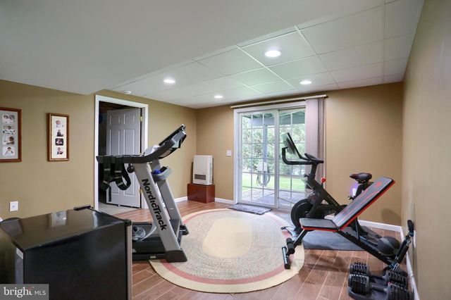 3156 PARK RD, Harrisburg, PA 17111