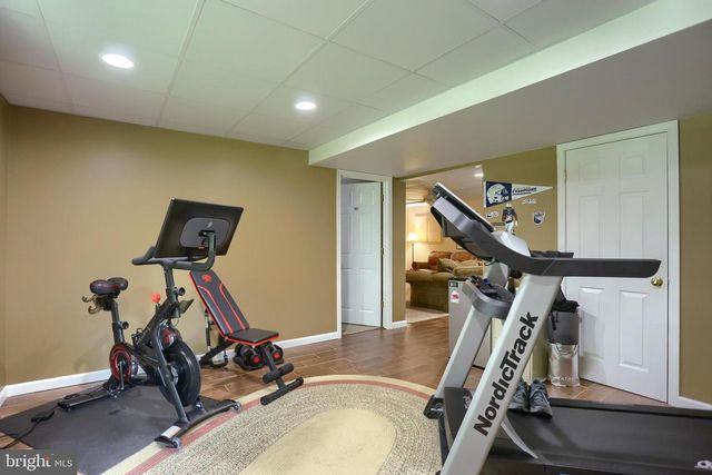 3156 PARK RD, Harrisburg, PA 17111