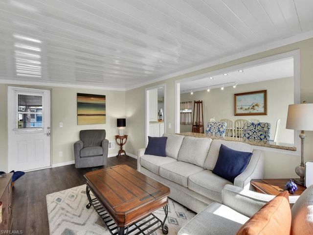 37 Channel LN, Fort Myers, FL 33905