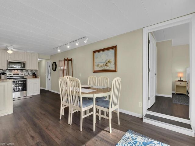 37 Channel LN, Fort Myers, FL 33905