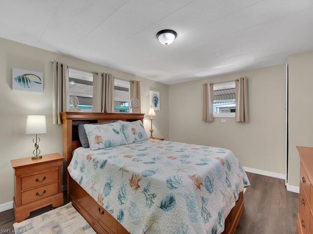 37 Channel LN, Fort Myers, FL 33905