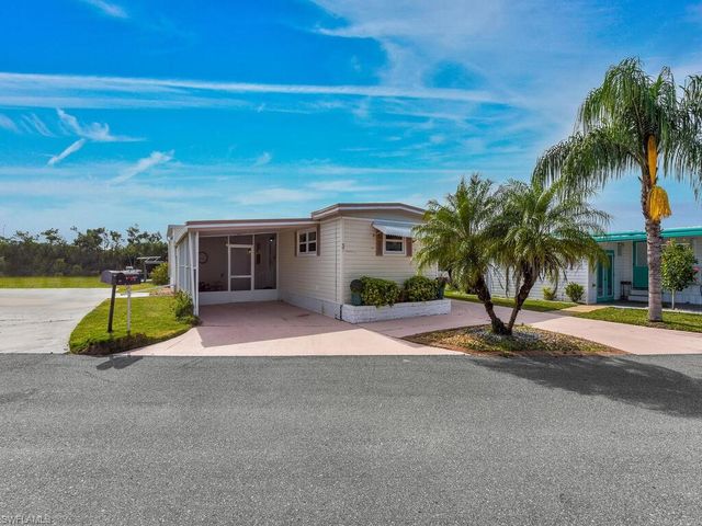 37 Channel LN, Fort Myers, FL 33905