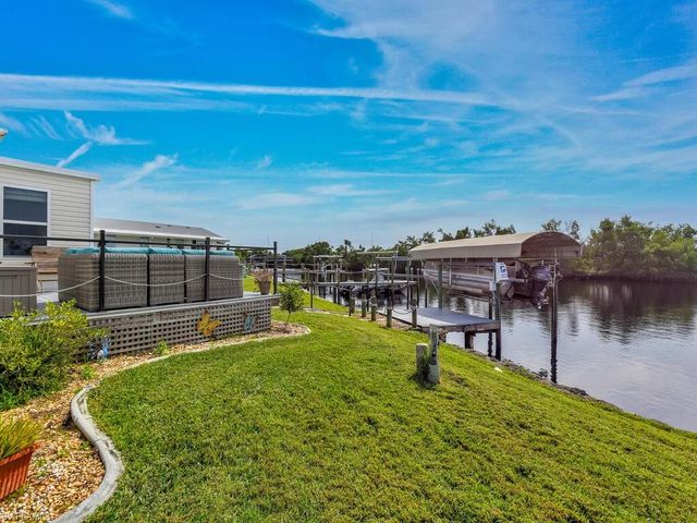 37 Channel LN, Fort Myers, FL 33905