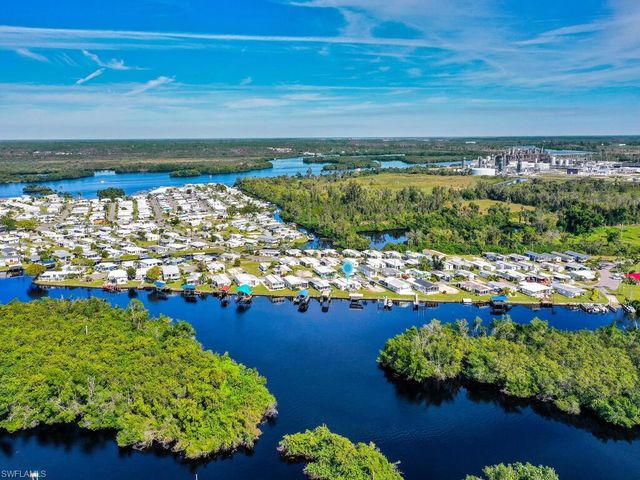 37 Channel LN, Fort Myers, FL 33905