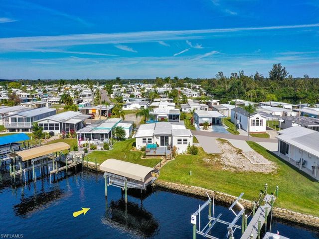 37 Channel LN, Fort Myers, FL 33905