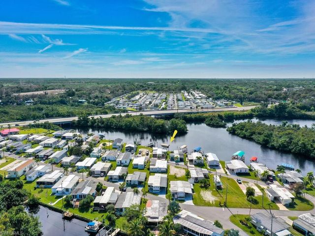 37 Channel LN, Fort Myers, FL 33905