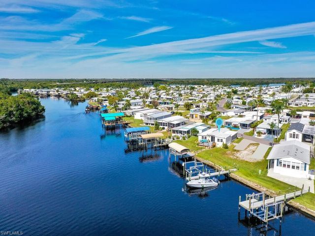 37 Channel LN, Fort Myers, FL 33905