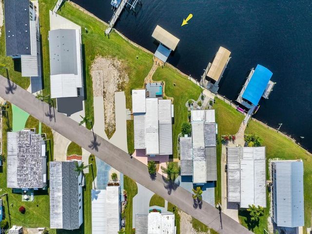 37 Channel LN, Fort Myers, FL 33905
