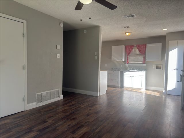 3318 Spencer Street, Greenville, TX 75401